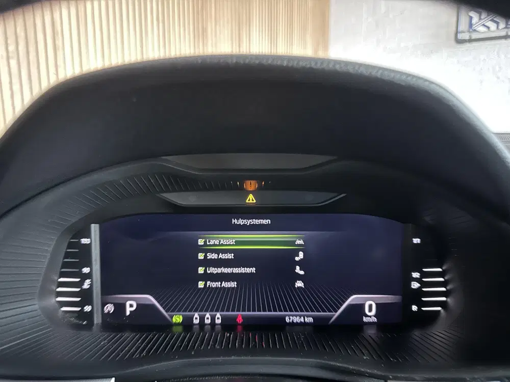 Skoda Kamiq 1.0 TSI Sport Business Electrische klep uit 2020, foto 8