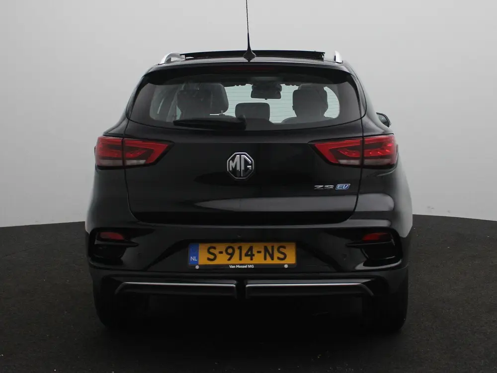 MG ZS Long Range Luxury 70 kWh uit 2023, foto 8