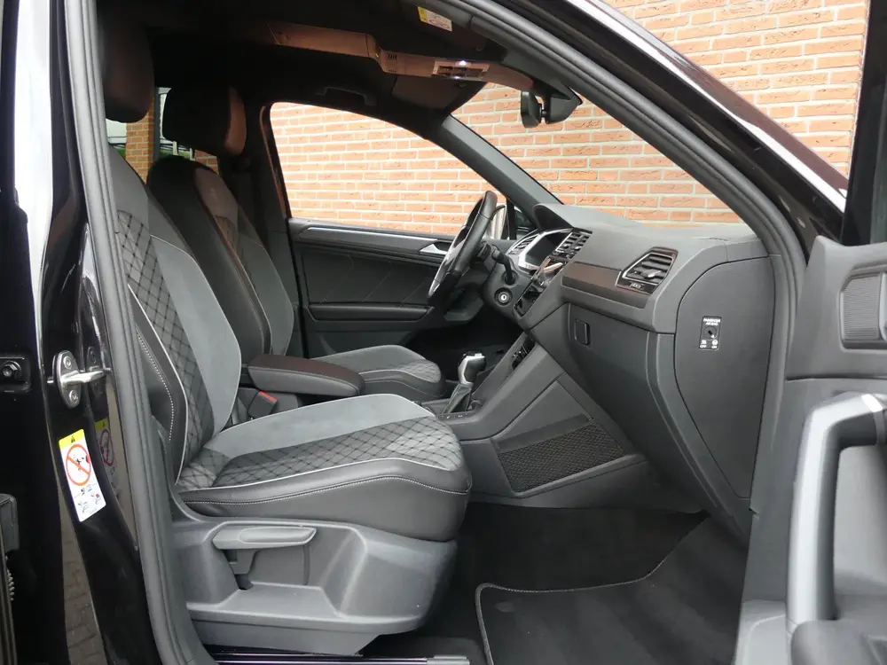 Volkswagen Tiguan 2.0 TSI 4Motion R-Line Black Edition / Tre uit 2022, foto 6