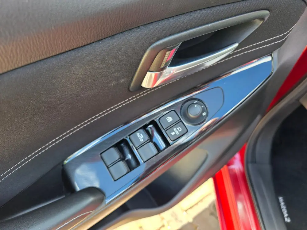 Mazda 2 1.5 Skyactiv-G SkyLease GT,trekhaakautomaat,schitter uit 2019, foto 16