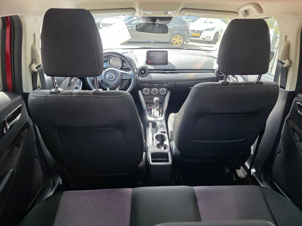 Mazda 2 1.5 Skyactiv-G SkyLease GT,trekhaakautomaat,schitter uit 2019, foto 9