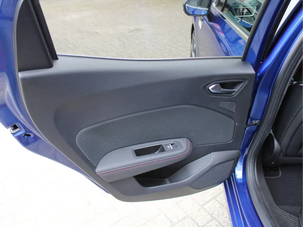 Renault Clio 1.0 TCe 100PK R.S. Line uit 2020, foto 19