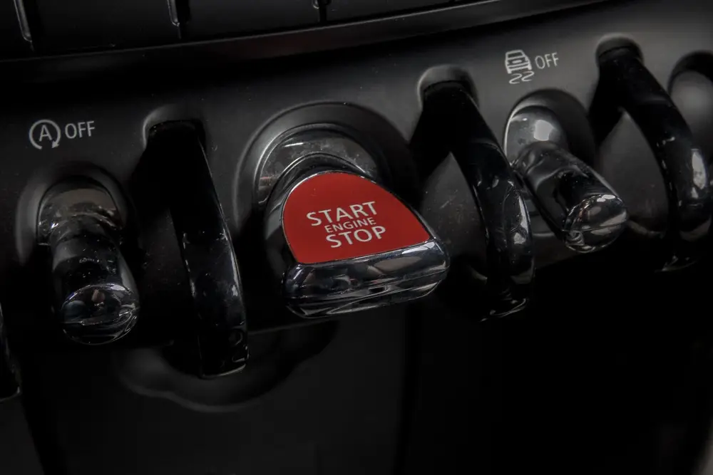 Mini 5-Deurs 1.5 One | Parkeersensoren | Airco | Bluetooth | uit 2019, foto 16
