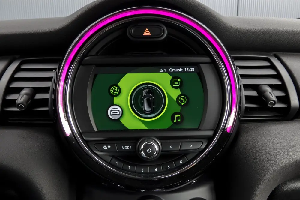 Mini 5-Deurs 1.5 One | Parkeersensoren | Airco | Bluetooth | uit 2019, foto 19