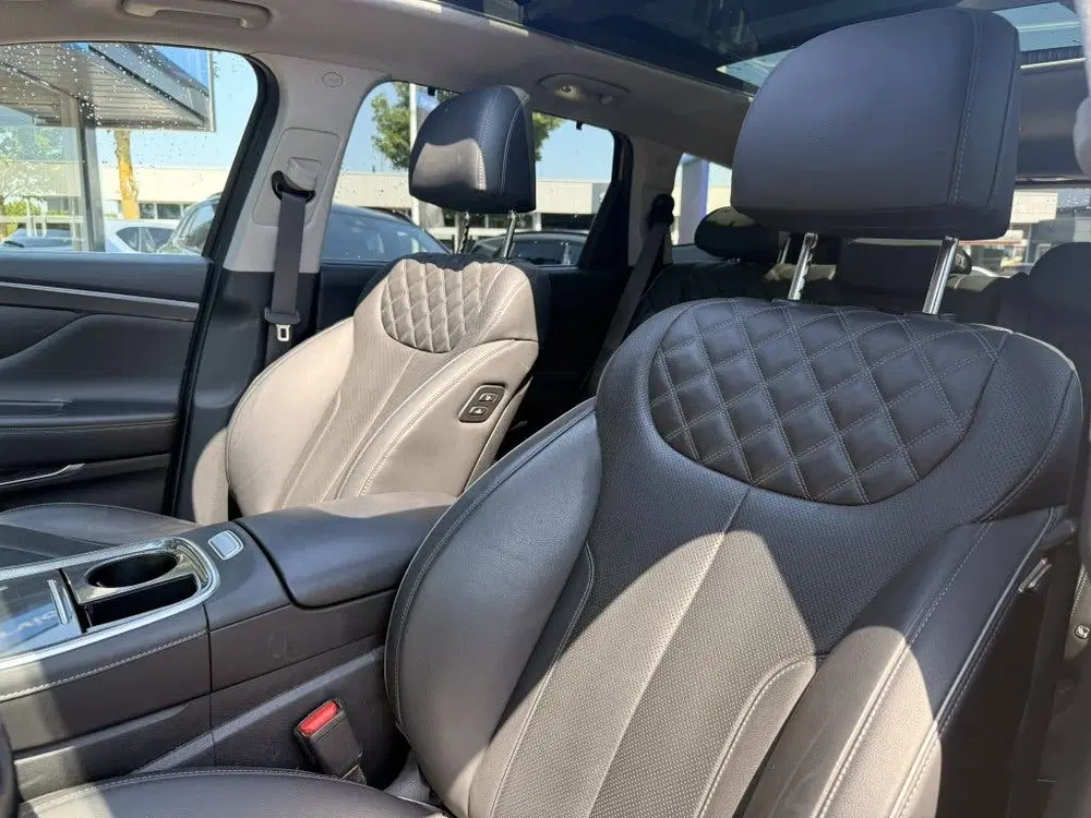 Hyundai SANTA FE 1.6 T-GDI PHEV Premium Sky 7p uit 2024, foto 7