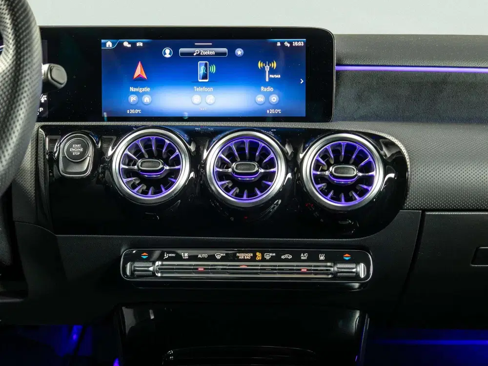Mercedes-Benz A-Klasse 250 e Business Solution AMG uit 2025, foto 15