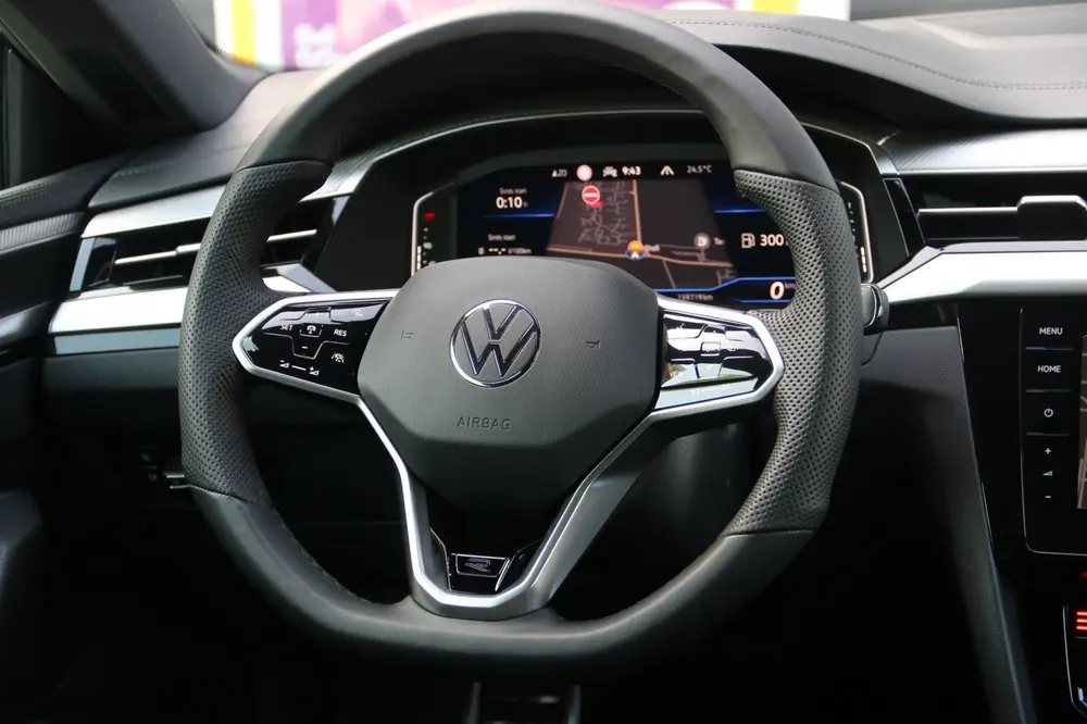 Volkswagen Arteon Shooting Brake 2.0 TSI R-Line Business+ uit 2021, foto 11