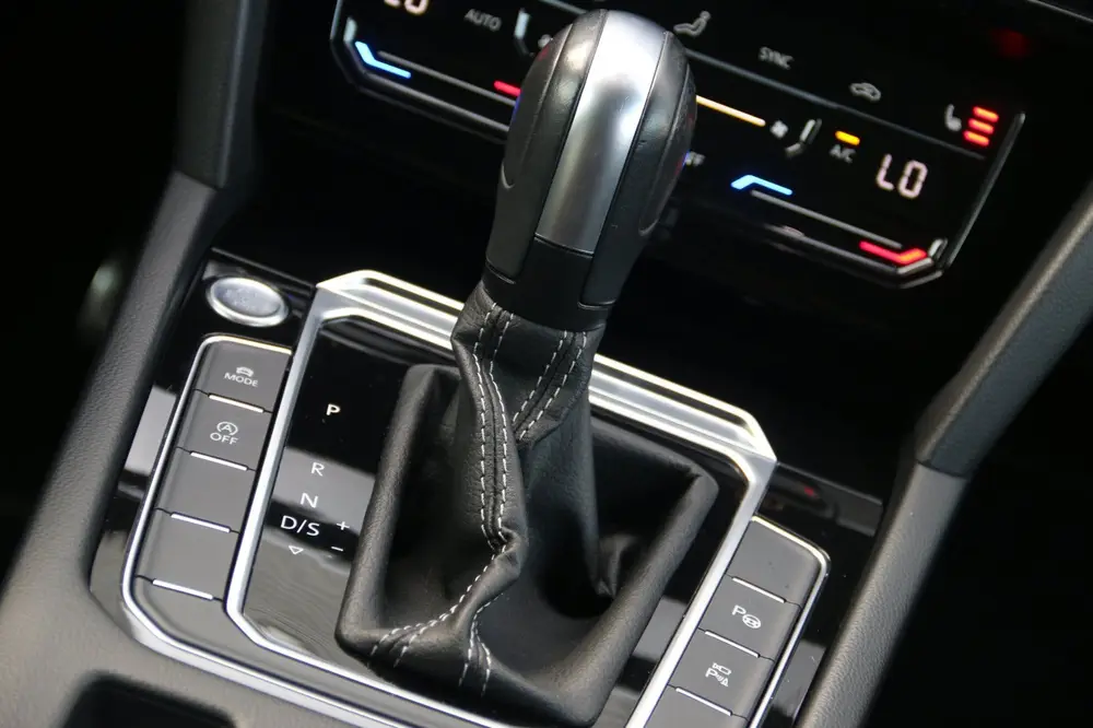 Volkswagen Arteon Shooting Brake 2.0 TSI R-Line Business+ uit 2021, foto 12
