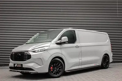 Ford Transit 340 L2H1 Limited 65 kWh 218PK uit 2025