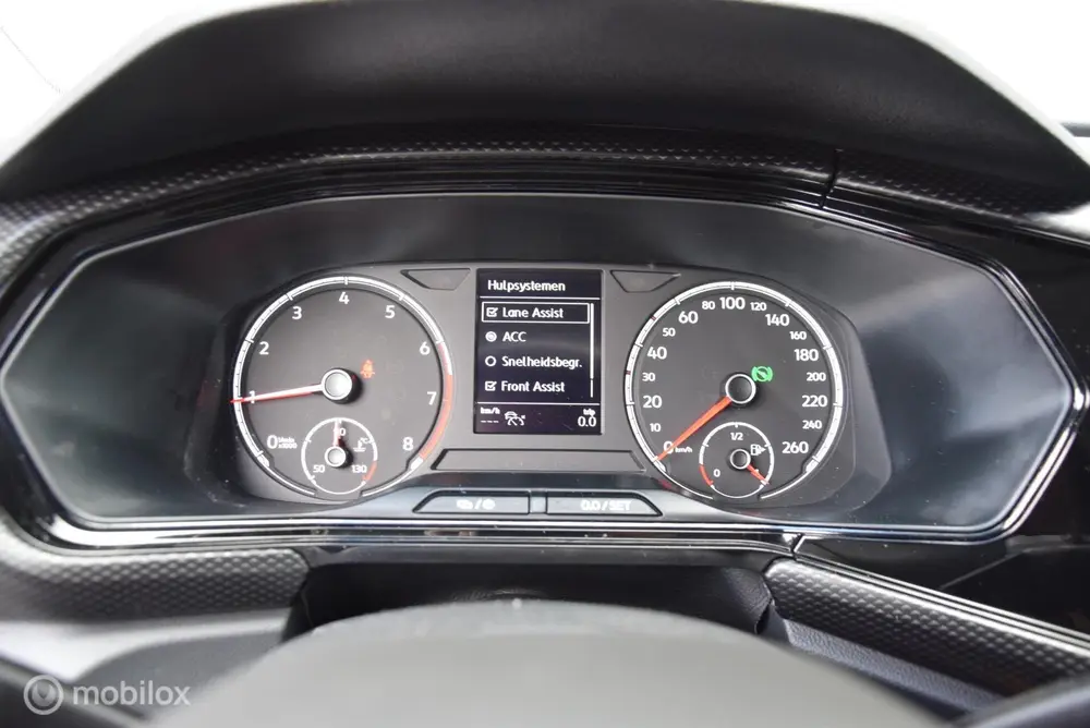 Volkswagen T-Cross 1.0 TSI Life 110pk DSG Executive pakket A uit 2021, foto 18