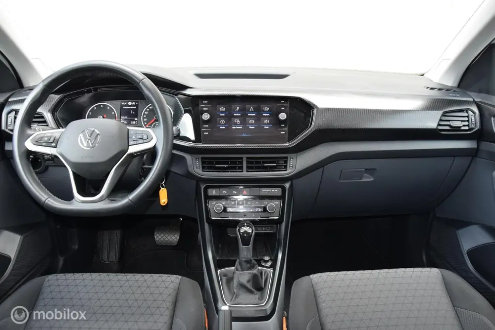 Volkswagen T-Cross 1.0 TSI Life 110pk DSG Executive pakket A uit 2021, foto 9