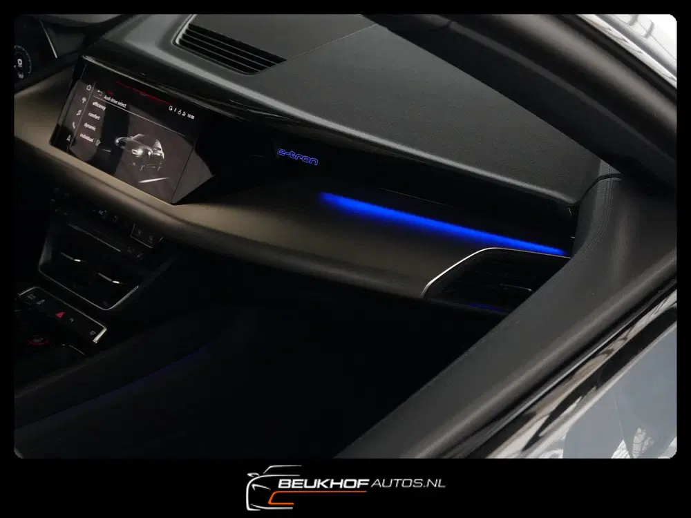 Audi e-tron 93 kWh Leer Adapt Cruise Carplay Pano Soh uit 2021, foto 11