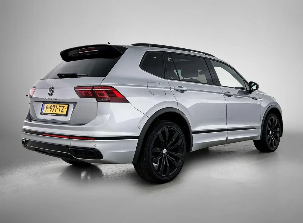 Volkswagen Tiguan Allspace 1.5 TSI R-Line Business+ 7p. | 15 uit 2022, foto 4
