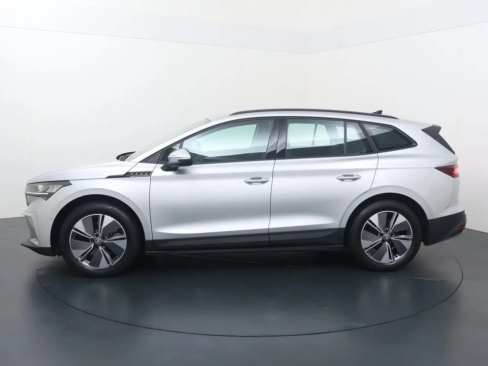 Skoda Enyaq 60 uit 2022, foto 2