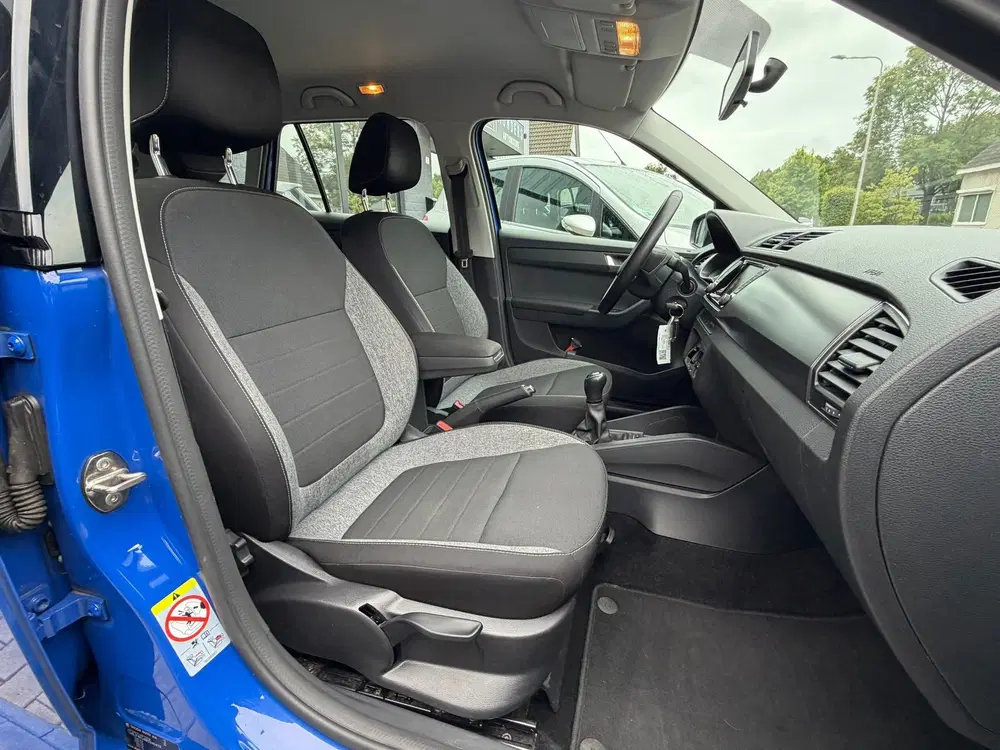 Skoda Fabia 1.0 TSI Business Edition uit 2021, foto 12