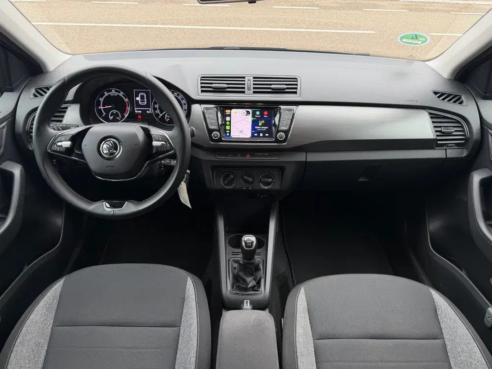 Skoda Fabia 1.0 TSI Business Edition uit 2021, foto 4
