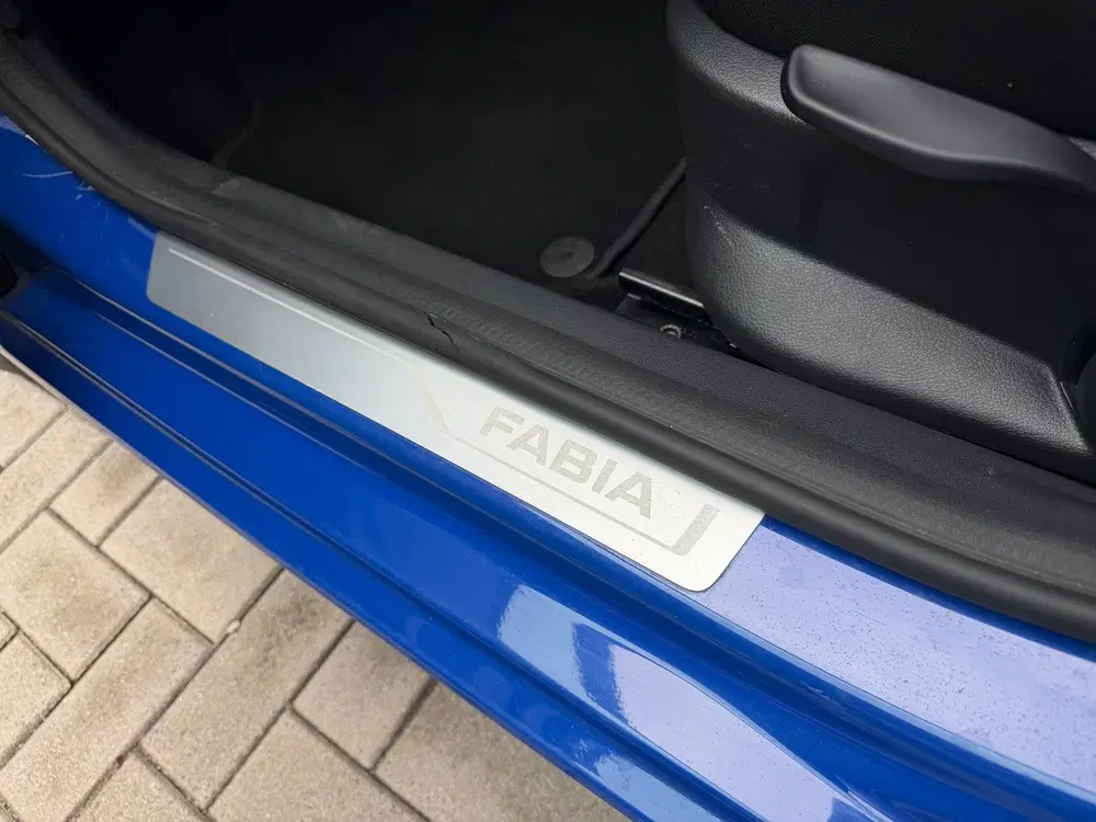 Skoda Fabia 1.0 TSI Business Edition uit 2021, foto 9