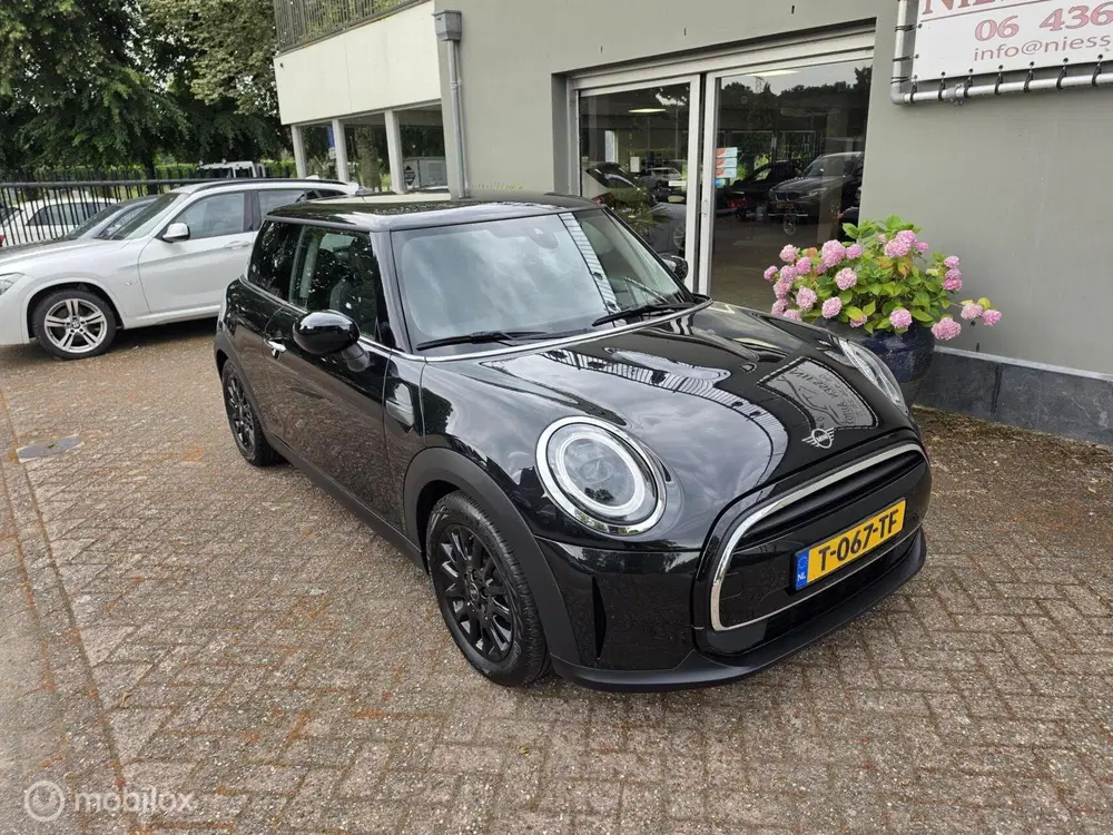 Mini Cooper 1.5 Cooper Classic Camera uit 2023, foto 19