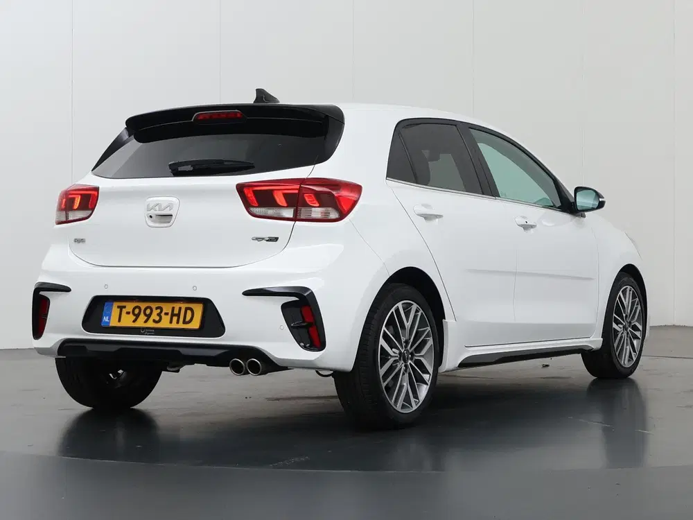 Kia Rio 1.0 T-GDi MHEV GT-Line uit 2023, foto 2