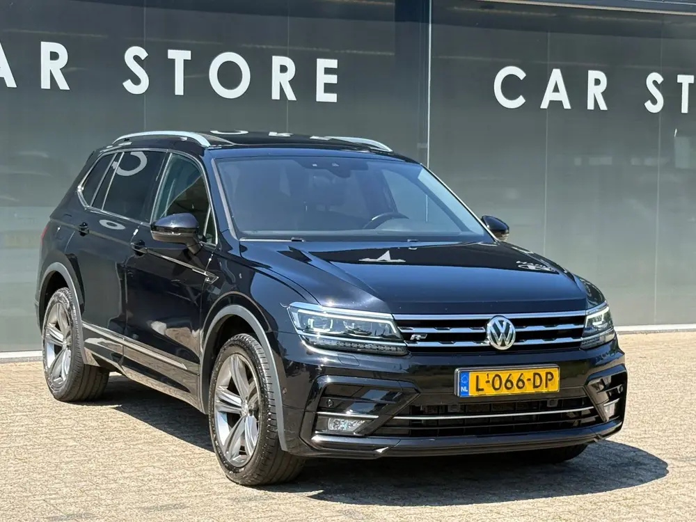 Volkswagen Tiguan Allspace 1.5 TSI Highline R-Line 7pers Pan uit 2021, foto 3