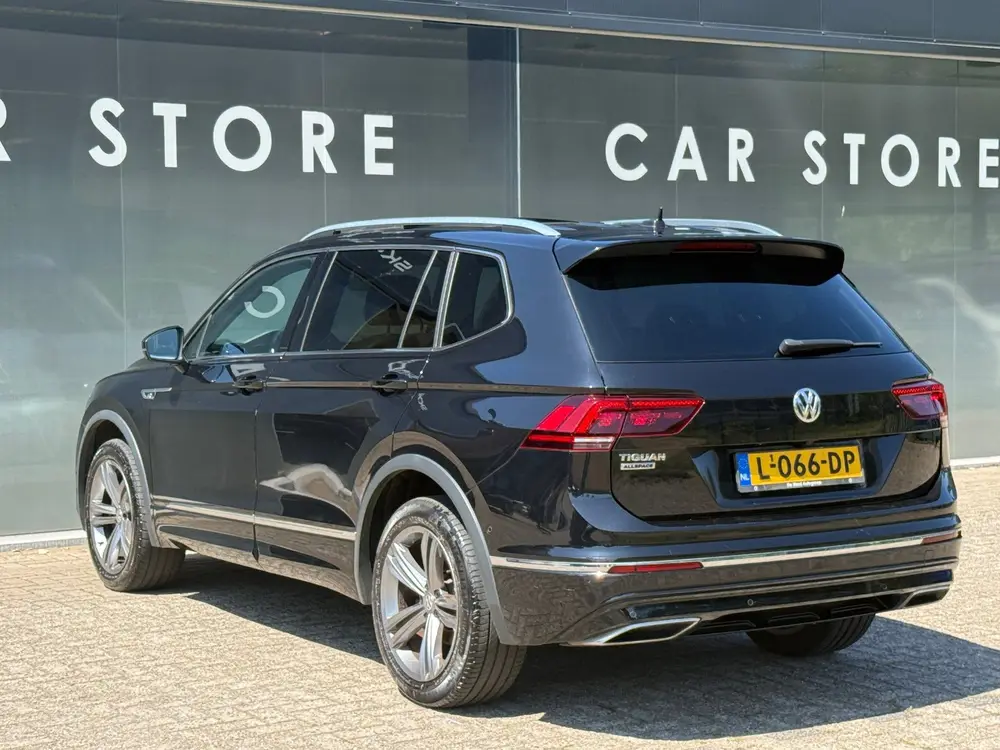Volkswagen Tiguan Allspace 1.5 TSI Highline R-Line 7pers Pan uit 2021, foto 8