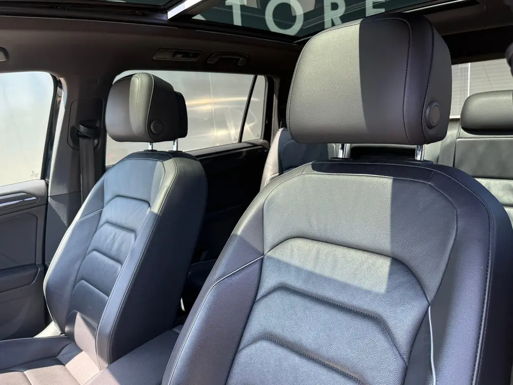Volkswagen Tiguan Allspace 1.5 TSI Highline R-Line 7pers Pan uit 2021, foto 9