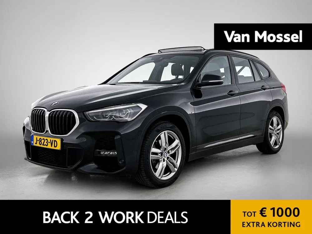 BMW X1 sDrive18i Executive Edition uit 2020