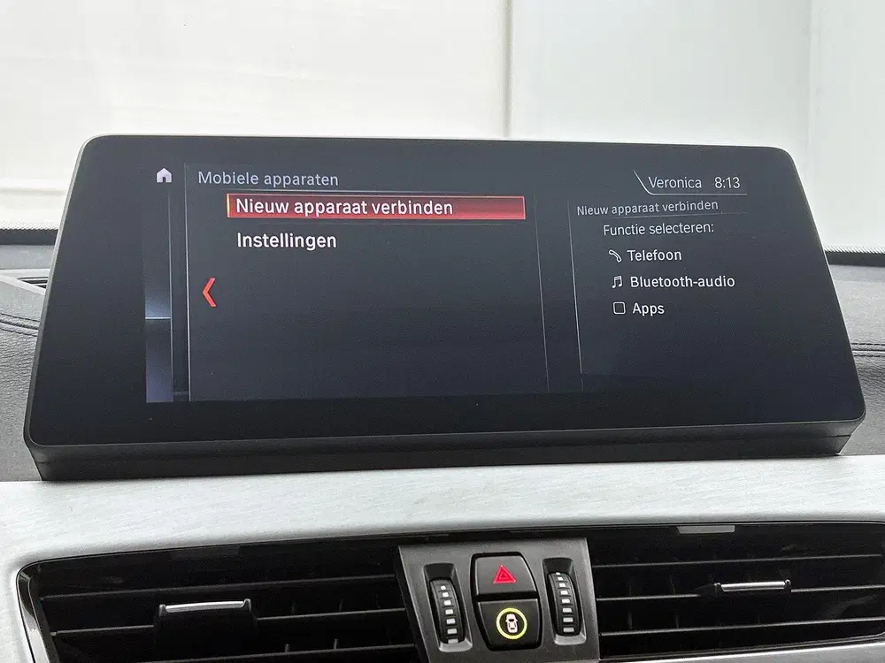 BMW X1 sDrive18i Executive Edition uit 2020, foto 14
