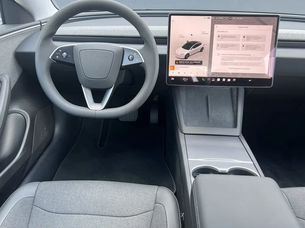 Tesla Model 3 RWD Direct Leverbaar NL Auto Incl. BTW Rij uit 2026, foto 5
