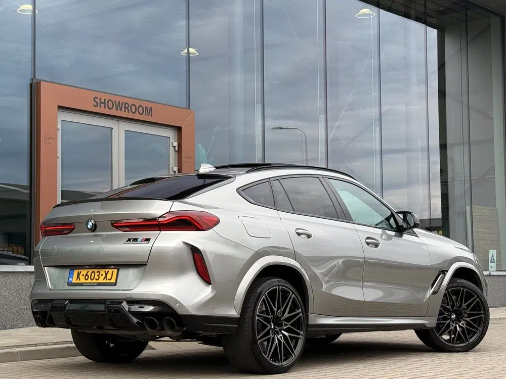 BMW X6 M Competition uit 2020, foto 16