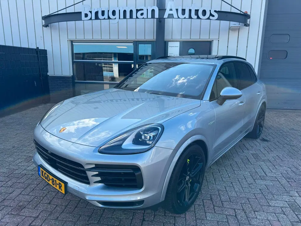 Porsche Cayenne 3.0 E-Hybrid sport chrono uit 2021, foto 7