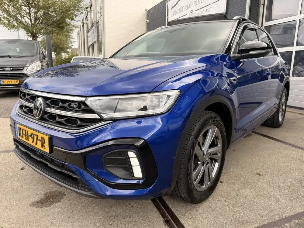 Volkswagen T-Roc 1.5 TSI R-Line DSG Panoramadak Dodehoek ACC uit 2023, foto 8