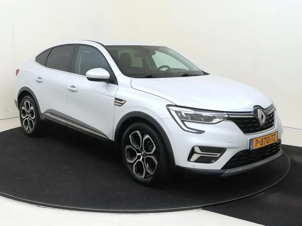 Renault Arkana 1.6 E-Tech Hybrid 145 Intens uit 2022, foto 2