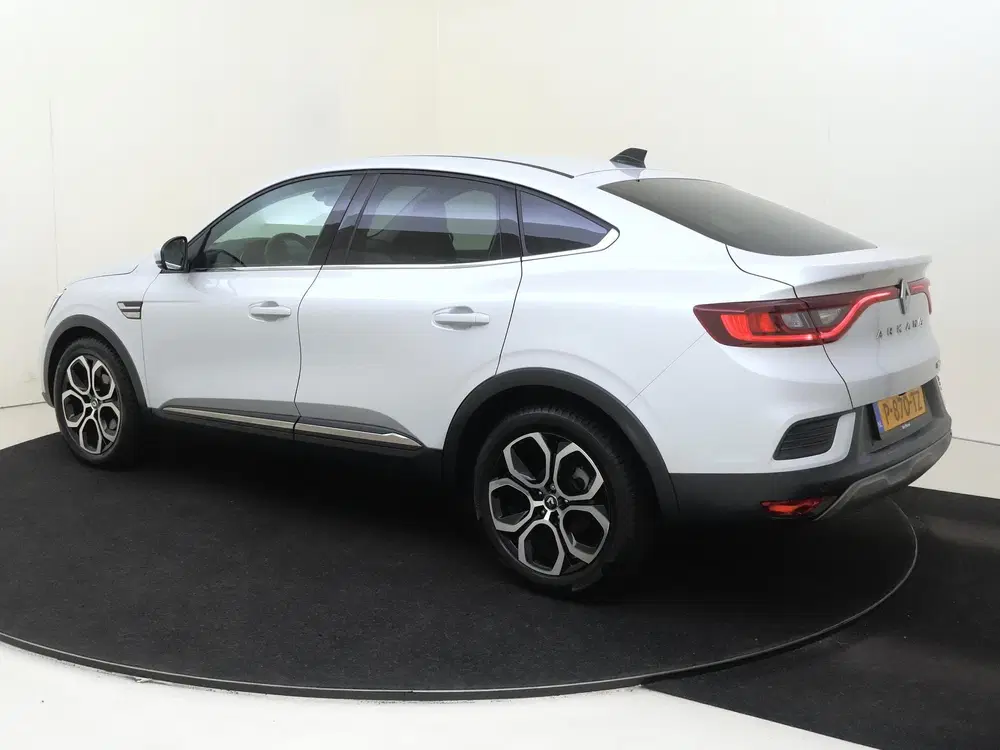 Renault Arkana 1.6 E-Tech Hybrid 145 Intens uit 2022, foto 3
