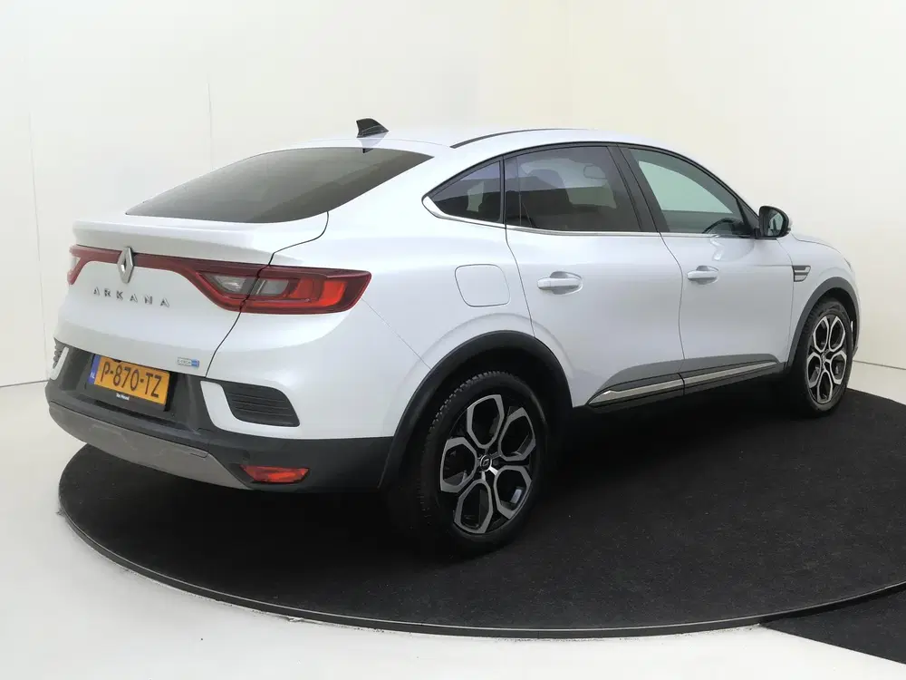 Renault Arkana 1.6 E-Tech Hybrid 145 Intens uit 2022, foto 4