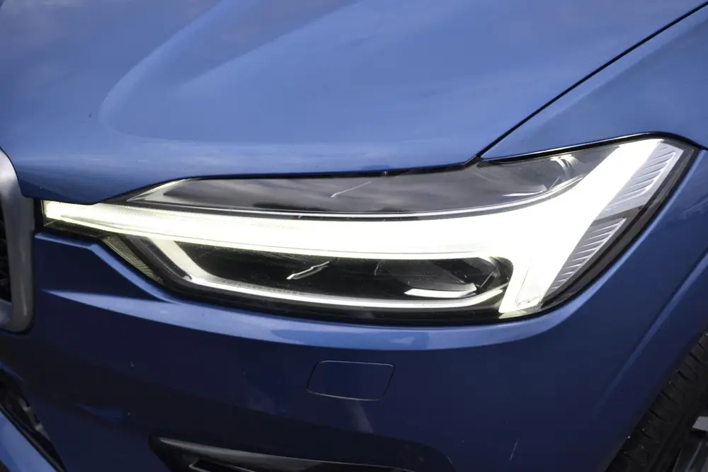 Volvo XC60 2.0 T8 Twin Engine AWD R-Design Schuif/kanteldak uit 2019, foto 10