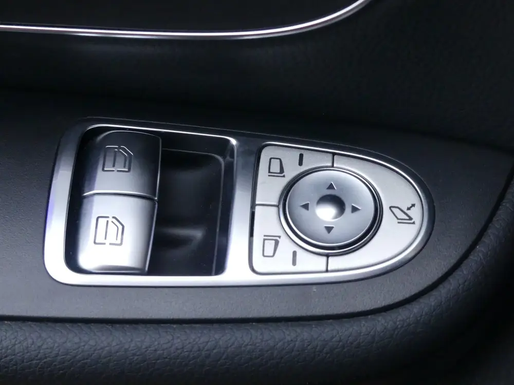 Mercedes-Benz V-Klasse 220d Lang AMG Pakket Dubbel Cabine LE uit 2024, foto 11