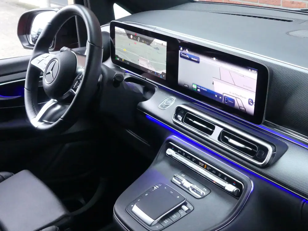 Mercedes-Benz V-Klasse 220d Lang AMG Pakket Dubbel Cabine LE uit 2024, foto 2
