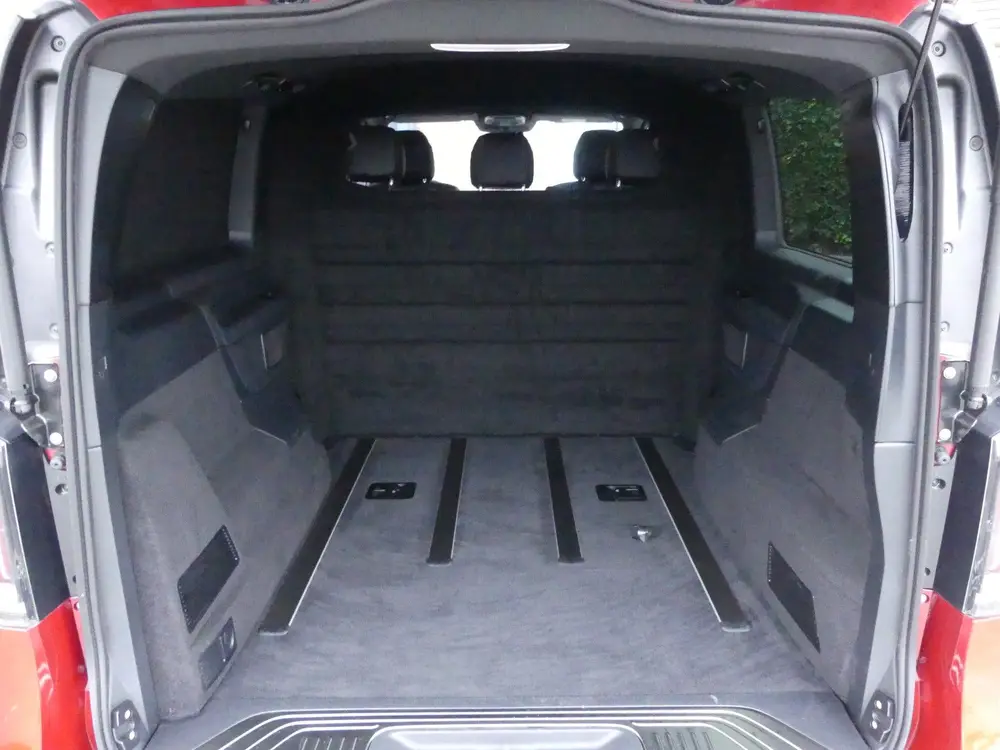 Mercedes-Benz V-Klasse 220d Lang AMG Pakket Dubbel Cabine LE uit 2024, foto 7