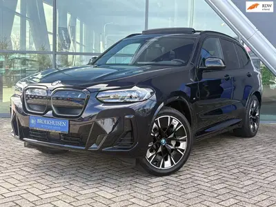 BMW iX3 High Executive Edition M-Sport 80 kWh Pano uit 2024