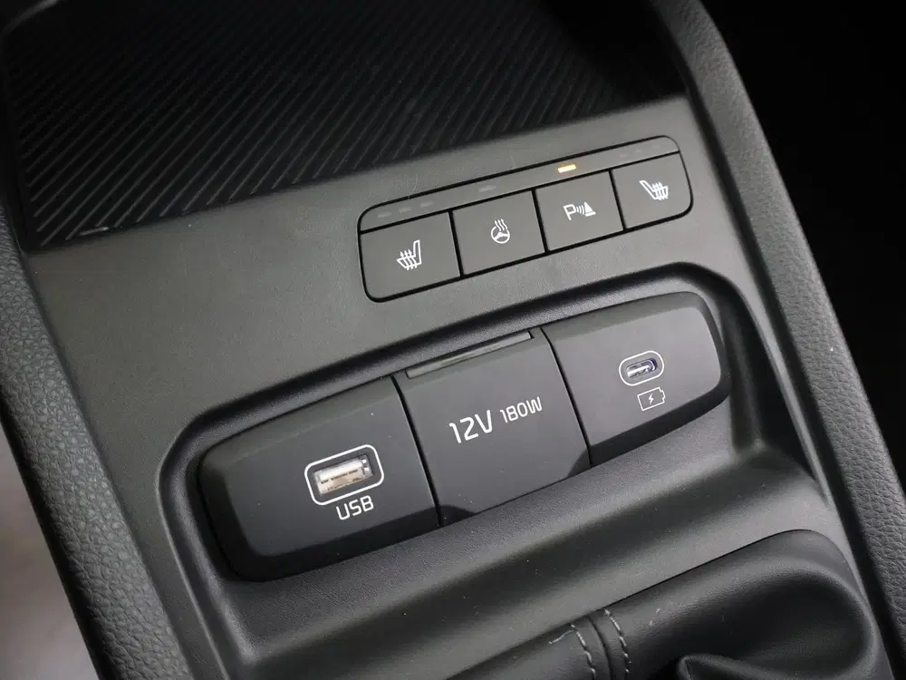 Kia Stonic 1.0 T-GDi MHEV DynamicLine uit 2026, foto 20