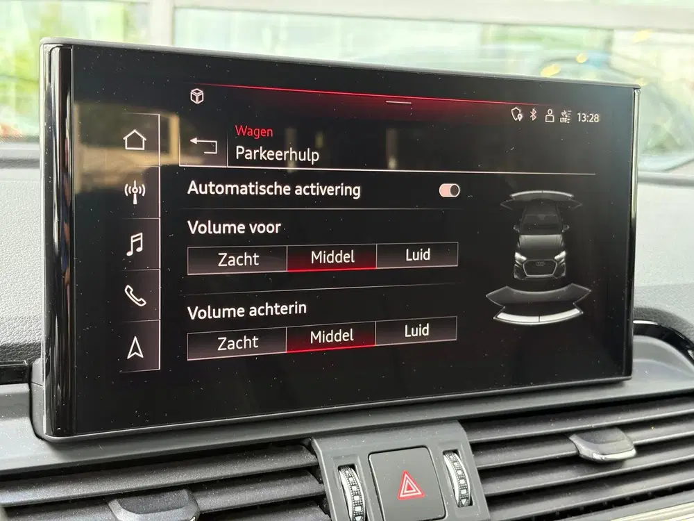 Audi Q5 55 TFSI e S edition Competition FACELIFT 3 uit 2023, foto 12