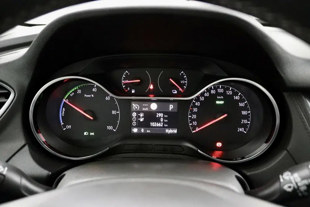 Opel Grandland X 1.6 Turbo Hybrid4 Innovation antraciet uit 2020, foto 16