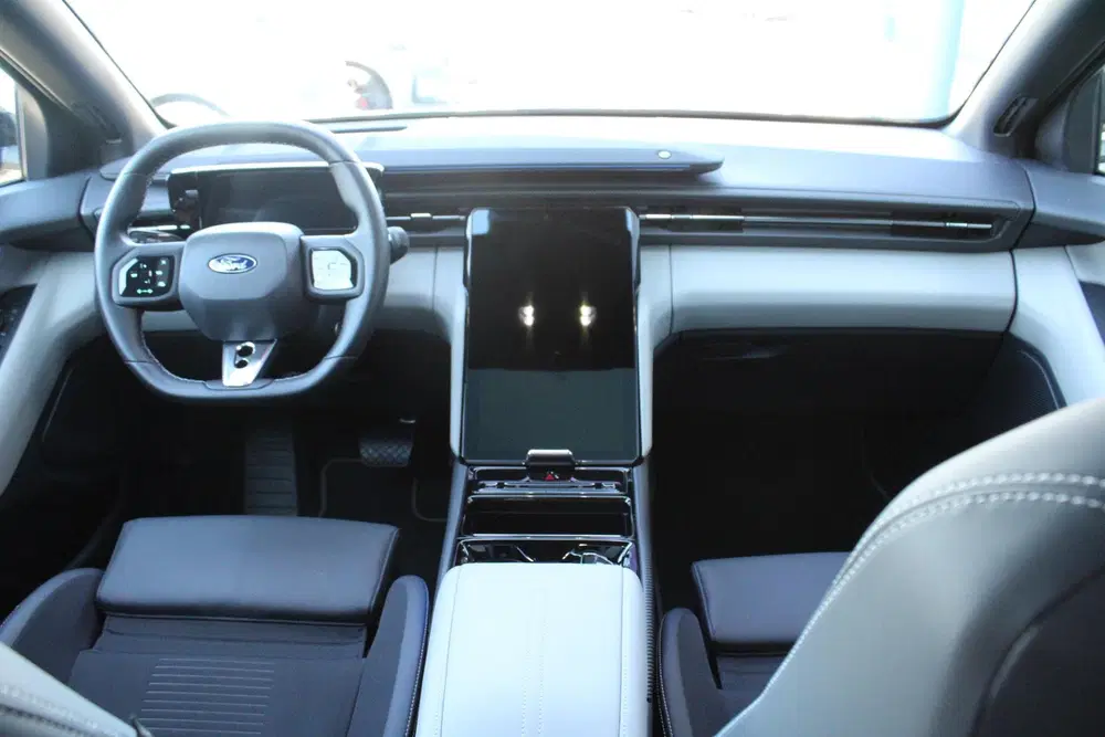 Ford Capri Extended Range AWD 79 kWh 340pk uit 2025, foto 2