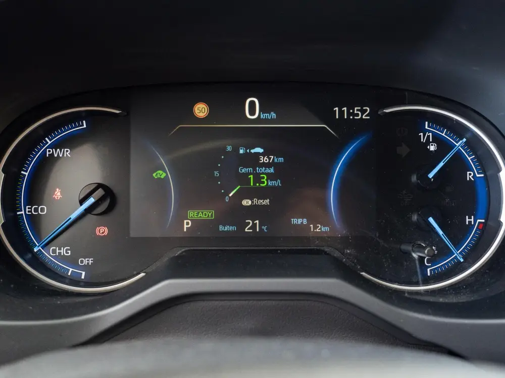 Toyota RAV4 2.5 Hybrid Style|Trekhaak|Alarm|Two Tone uit 2019, foto 15