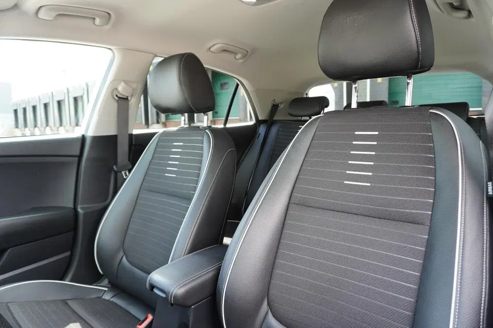 Kia Rio 1.0 T-GDi 101pk MHEV GT-Line uit 2021, foto 4