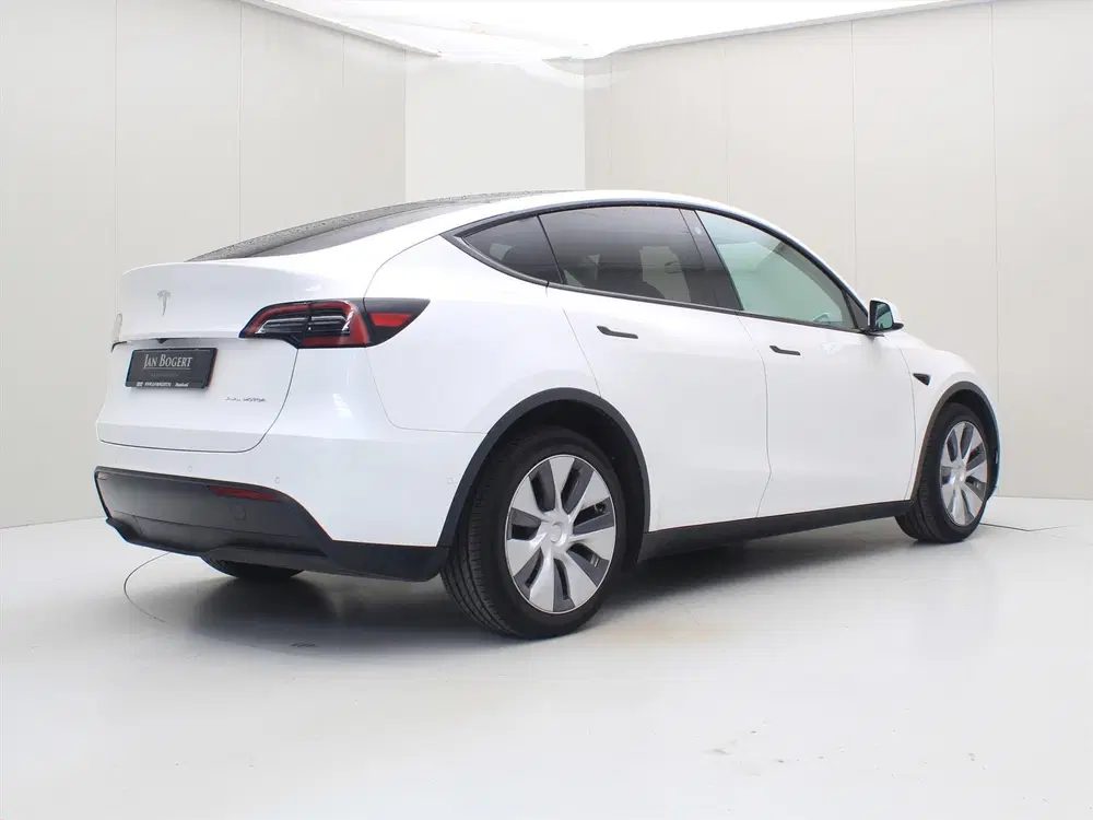 Tesla Model Y Long Range AWD 75kWh 351pk 91 uit 2022, foto 3