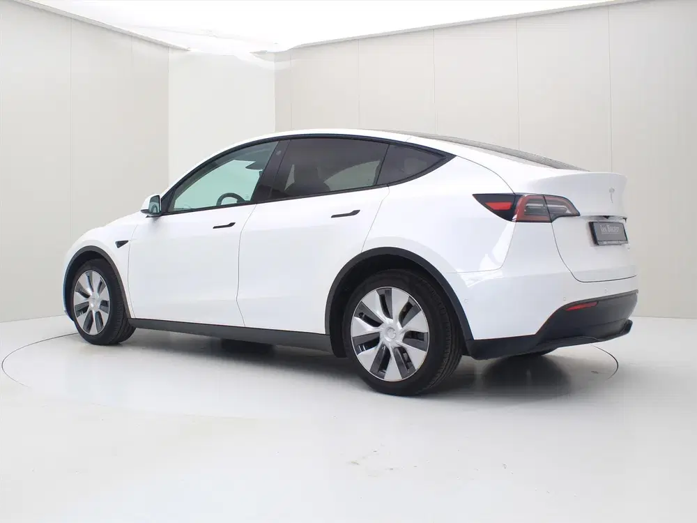 Tesla Model Y Long Range AWD 75kWh 351pk 91 uit 2022, foto 4