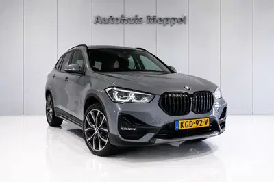 BMW X1 Sport-Line*LED*Trekhaak*Head-Up*NaviPro*PD uit 2020