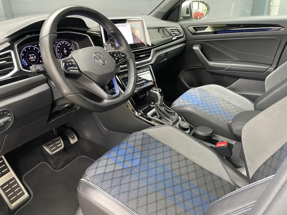 Volkswagen T-Roc R AKRA PANO SFEER CARPLAY CAMERA DIGITAAL C uit 2023, foto 11
